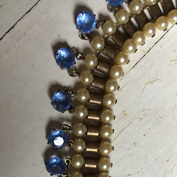 Vintage Necklace - Costume Jewelry - Picture 5 of 7